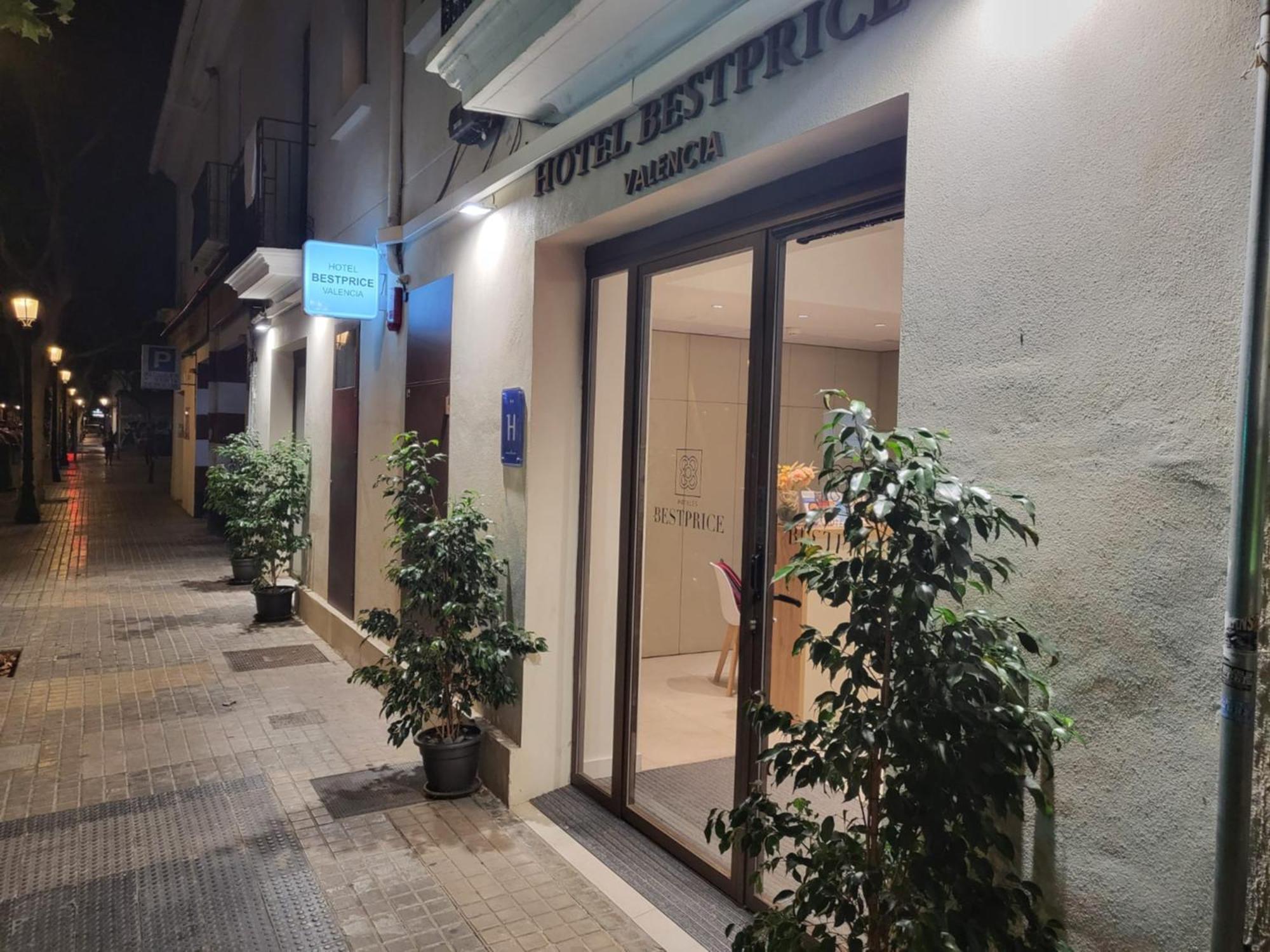 Hotel Bestprice Valencia Exterior foto